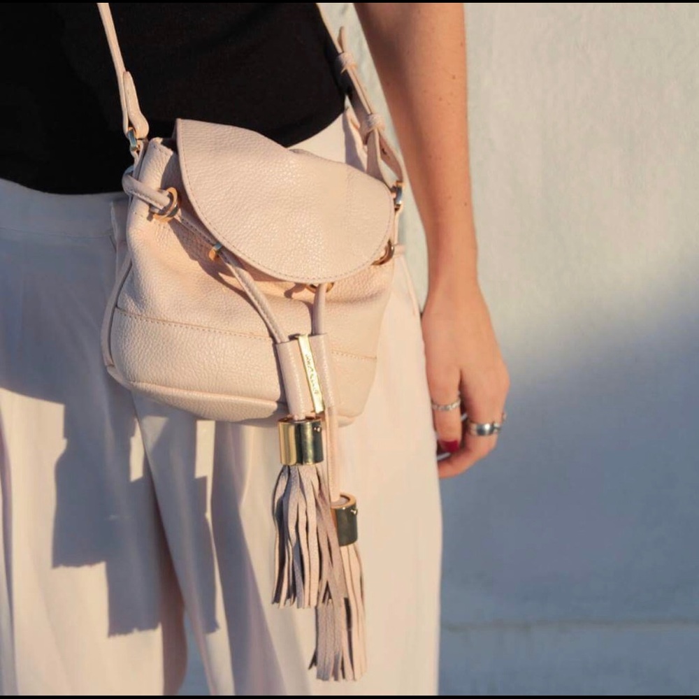 💗 See by Chloe Vicki 💗 Pink bucket crossbody bag